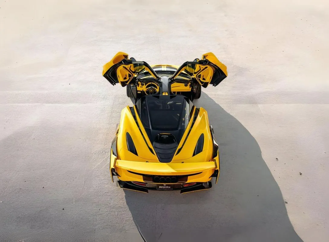 Galaxy McLaren 720S