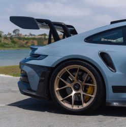 1016 Industries Carbon Fiber Wing Tips for Porsche 911 GT3 RS 992 2022+