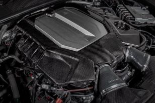 Eventuri Black Carbon Fiber Engine Cover for Audi RS6 / RS7 (C8) 2019+