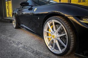 Capristo Carbon Fiber Side Skirts (Small Fin) Ferrari Roma 2021+