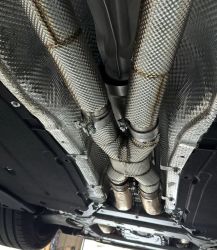 Capristo Mid-Pipe w/Heat Protection for Ferrari 12Cilindri 2024+