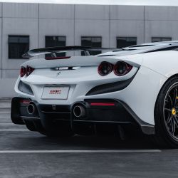 ZACOE Carbon Fiber Rear Side Flaps for F142MFL Ferrari F8 Tributo/Spider (2019-2023)