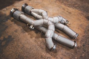 Valvetronic Designs Equal Length Free Flow Front Pipes for Lamborghini Aventador / S / SV / SVJ 2012-2021