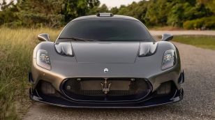 ARIA by 7Design V1 Carbon Fiber Trident Fender Inserts for Maserati MC20 / Cielo 2021+